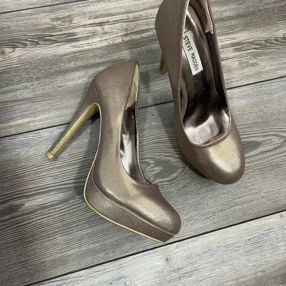 STEVE MADDEN Stiletto Heel Pumps Sparkly Champagne Color Size 7.5 - Picture 5 of 7